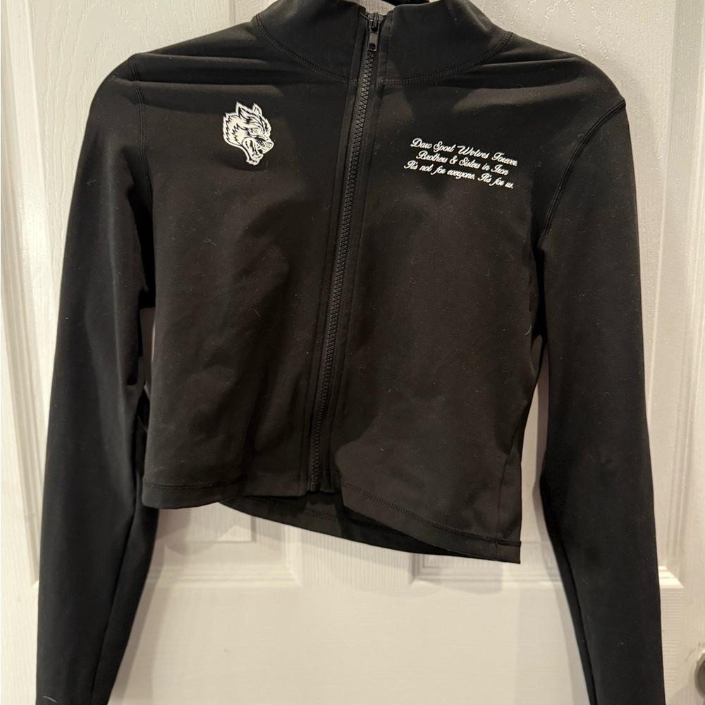 Darc sport wolves crop Women's Black Zip-Up jacket